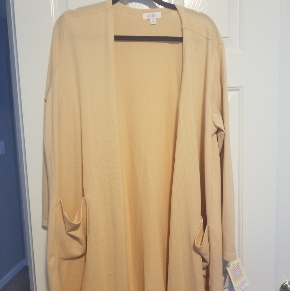 XL Caroline fits 22W
